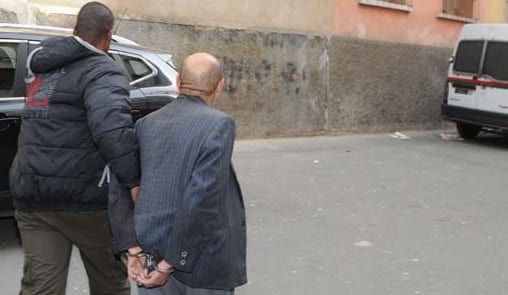 هادشي بزّاف. شيخ في الـ78 يضاجع ابنته القاصر 3 سنوات