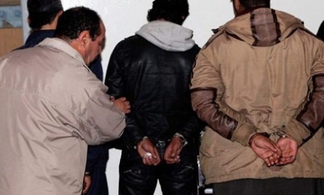 سطات. فرقة الاستعلام الجنائي “تصطاد” ثلاثة مشتبه فيهم