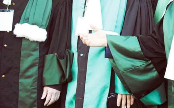 بسبب “فيسبوك”. أربعة قضاة أمام المجلس التأديبي (صحافة)