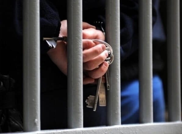 السجن للشرطي المتورّط في “قتل” شخصين بالرصاص في الدارالبيضاء