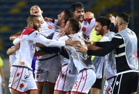 دوري أبطال إفريقيا. “كاف” تعفي الوداد من الدور التمهيدي