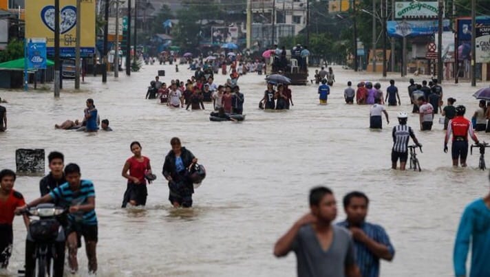 جنوب آسيا. مصرع المئات جراء الفيضانات والانهيارات الأرضية