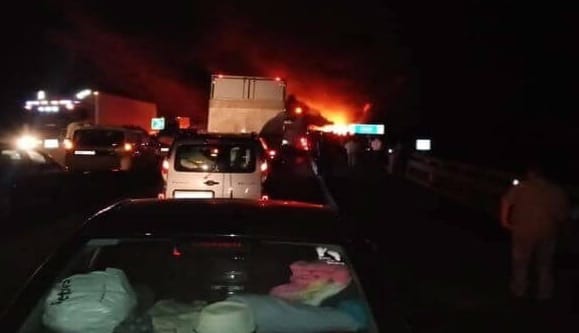 قتيل ومصابون وجرحى  في حريق مرعب في الطريق السيار أكادير -مراكش