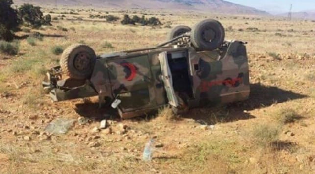العيون. وفاة ضابط وإصابة جنود بعد تعرّض سيارة عسكرية لحادثة سير