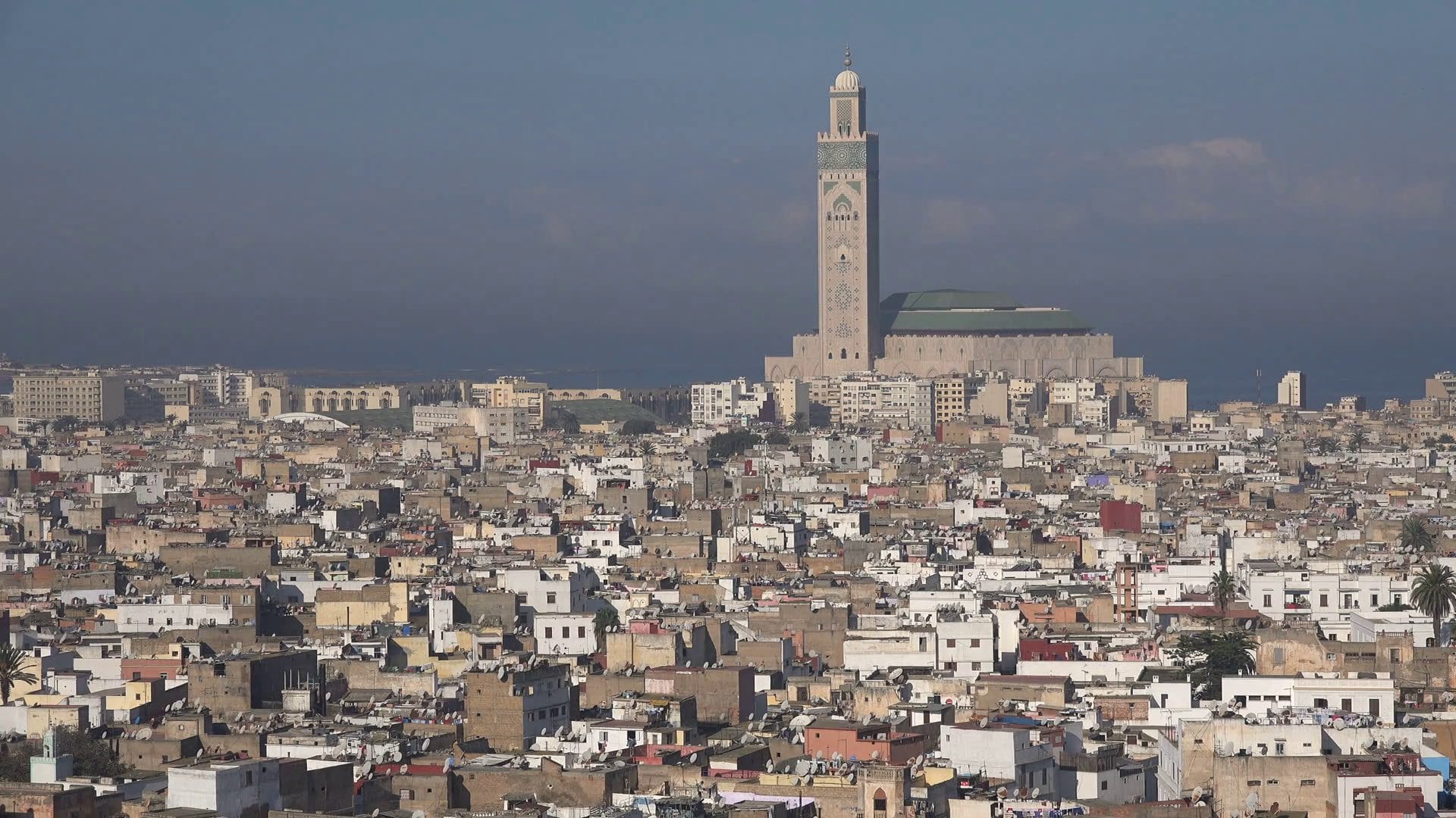 شوهتنا وصلات لفرنسا..قناة فرنسية بغا تجبد لينا ضواصا مافيا العقار