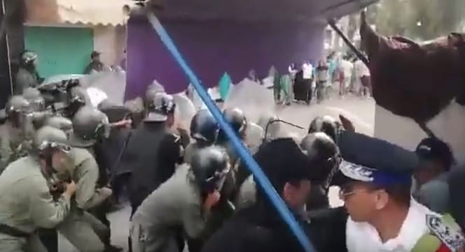 الرباط. مواجهات عنيفة بين الشرطة وسكان دوار الكرعة (فيديو)