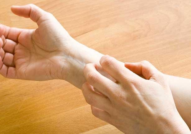 الحكة…ها وقتاش علينا استشارة الطبيب