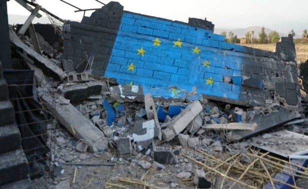 بعد الهدم. السلطة تمهل صاحب نصب “هولوكست أيت فاسكا” ثلاثة أيام لمغادرة المغرب