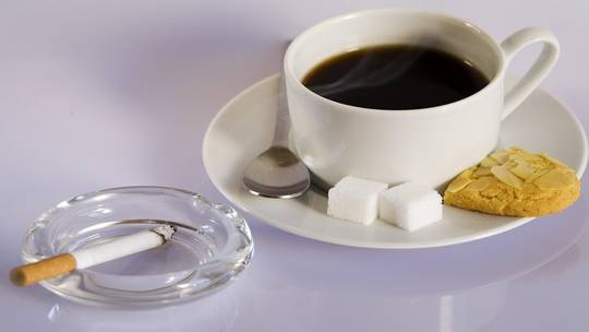 ما هي مسببات اضطرابات النوم والأرق؟