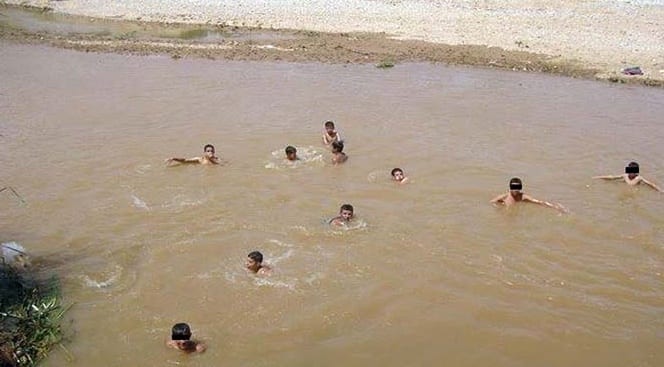 السباحة في مجاري الأودية. وكالة الحوض المائي لأم الربيع تحذّر