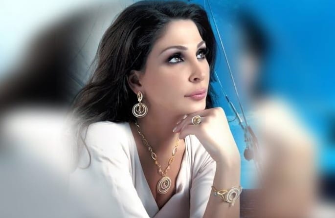 خُسارة خسارة.. “المافيا” تجبر إليسا على اعتزال الغناء