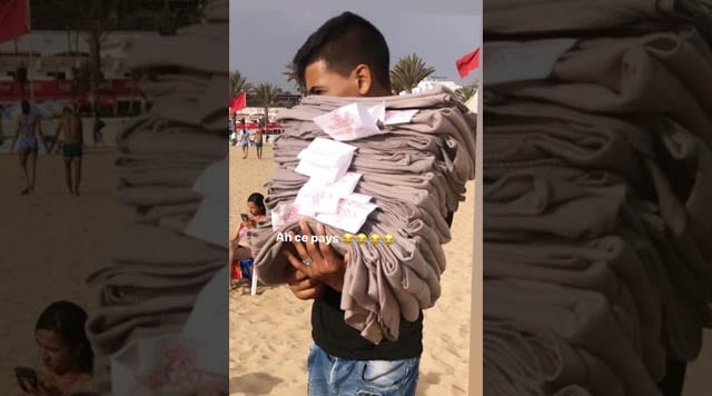 الرخا للهْ. أغطية مسافري “لارام” تباع في شواطئ أكادير