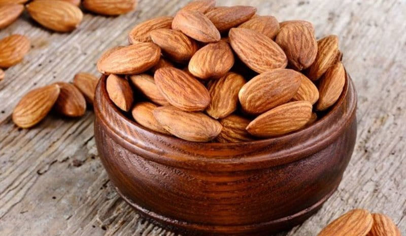 اللوز.. للحفاظ على اللياقة الجسدية