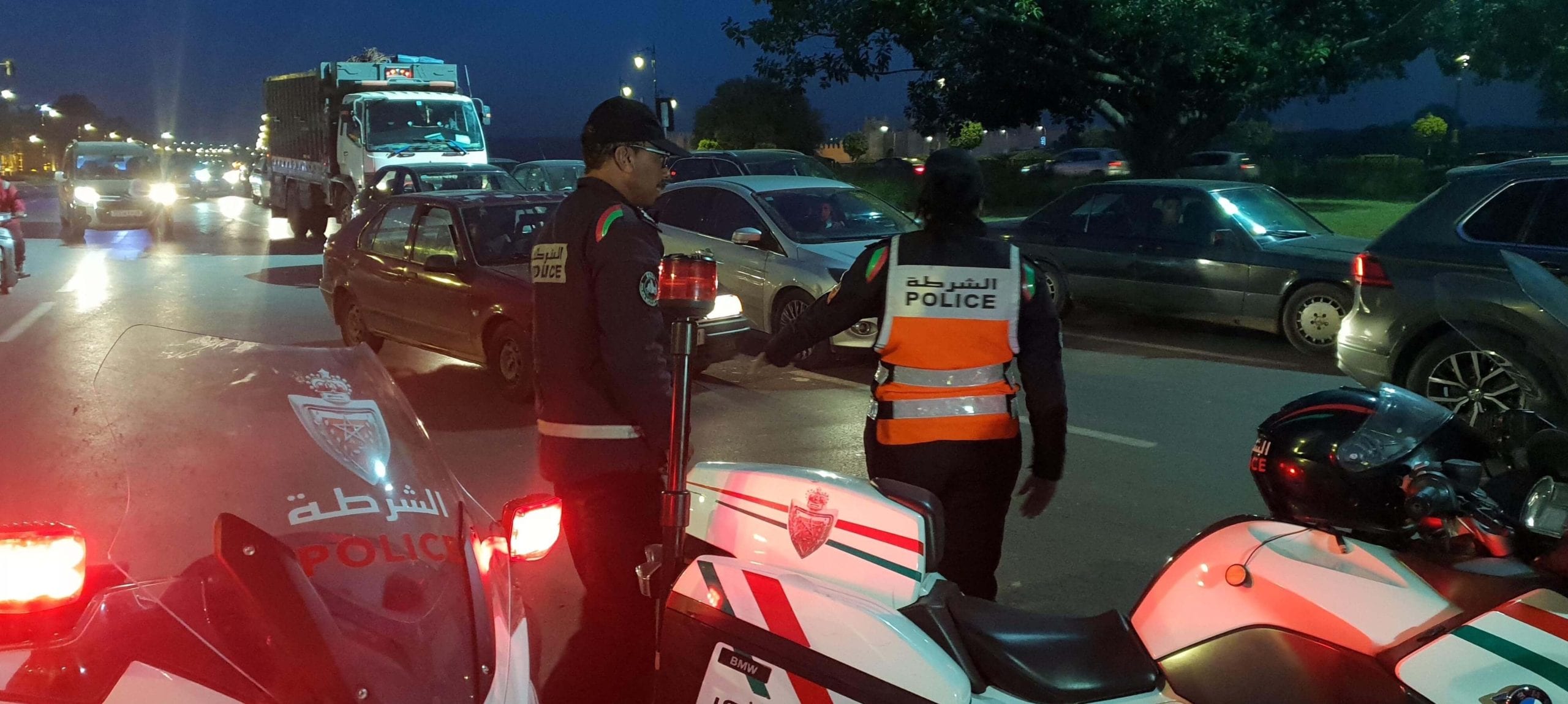 كازا. عرقلة حركة السير لتنفيذ عمليات سرقة والأمن يعتقله