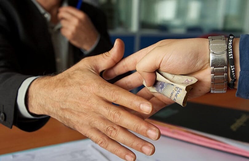 باع راسو رْخيص.. 20 درهما تطيح بممرض في مركز صحي ضواحي مراكش