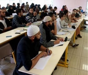 إيطاليا. انطلاق التسجيل في تكوين جامعي خاص بالأئمة والمرشدات الدينيات