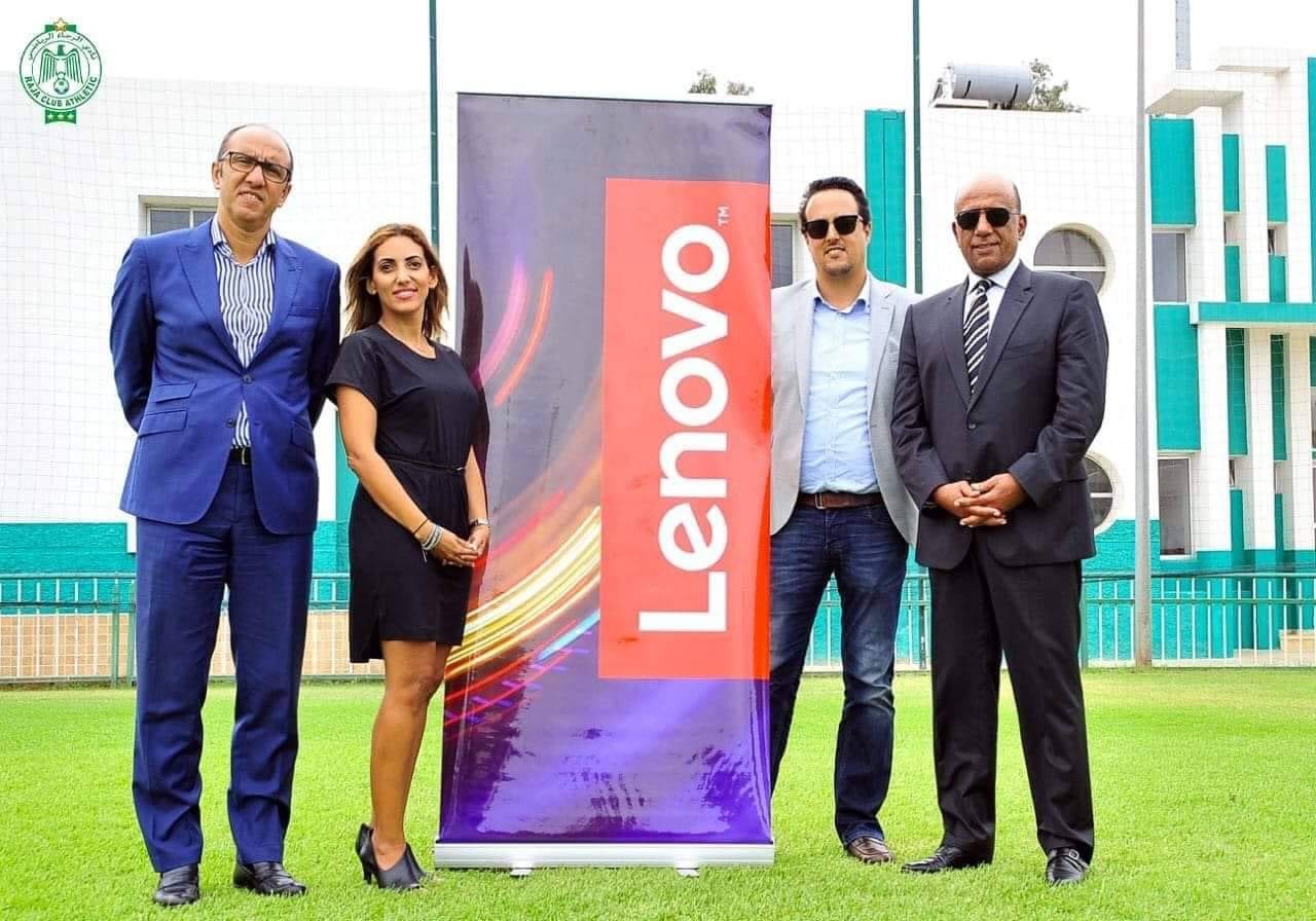 الرجاء يوقع اتفاقية شراكة مع “لينوفو” الرائدة في الإعلاميات والتكنولوجيات