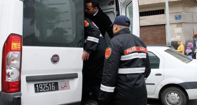 بينهم عون سلطة وسيدة.. توقيف عصـ.ـابة تنشط في النصب والاحتيال وانتحال الصفات