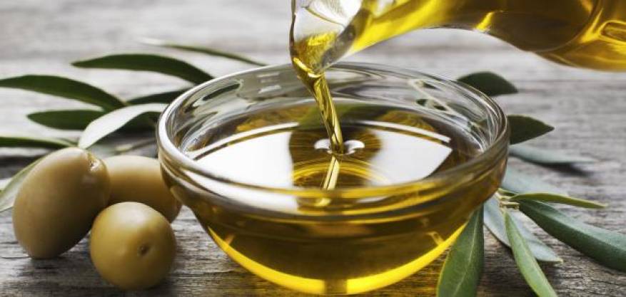 دراسة..زيت الزيتون أفضل من الفياغرا ومفعوله على المدى الطويل