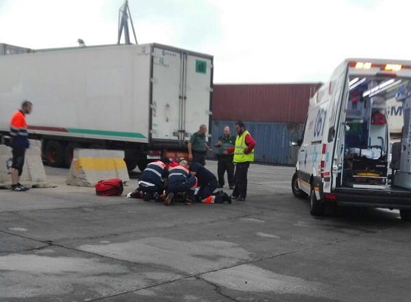 مليلية. شرطة الميناء تحبط أربع محاولات للهجرة غير الشرعية في يوم واحد