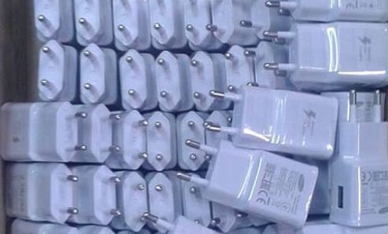 “صُنع في الصين”.. حجز 256 ألفا و500 “شارجور” مغشوش مهرّبة بميناء الدارالبيضاء