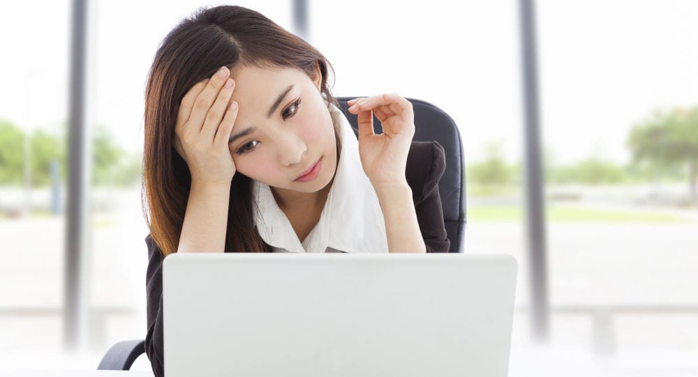 خبراء.. يحددون اخطار “عمل المكتب”