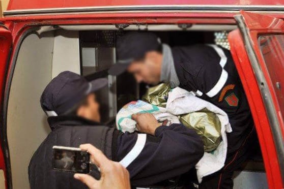 إنزكان. أمّ عازبة تتخلص من رضيعتها في الشارع