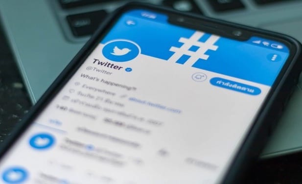 تويتر يوقف حسابات رسمية بعد عمليات اختراق ضخمة