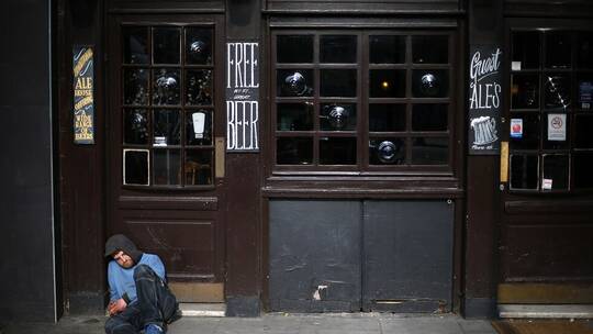 حالة طبية نادرة.. رجل يشعر بالسكر الدائم لهذا السبب