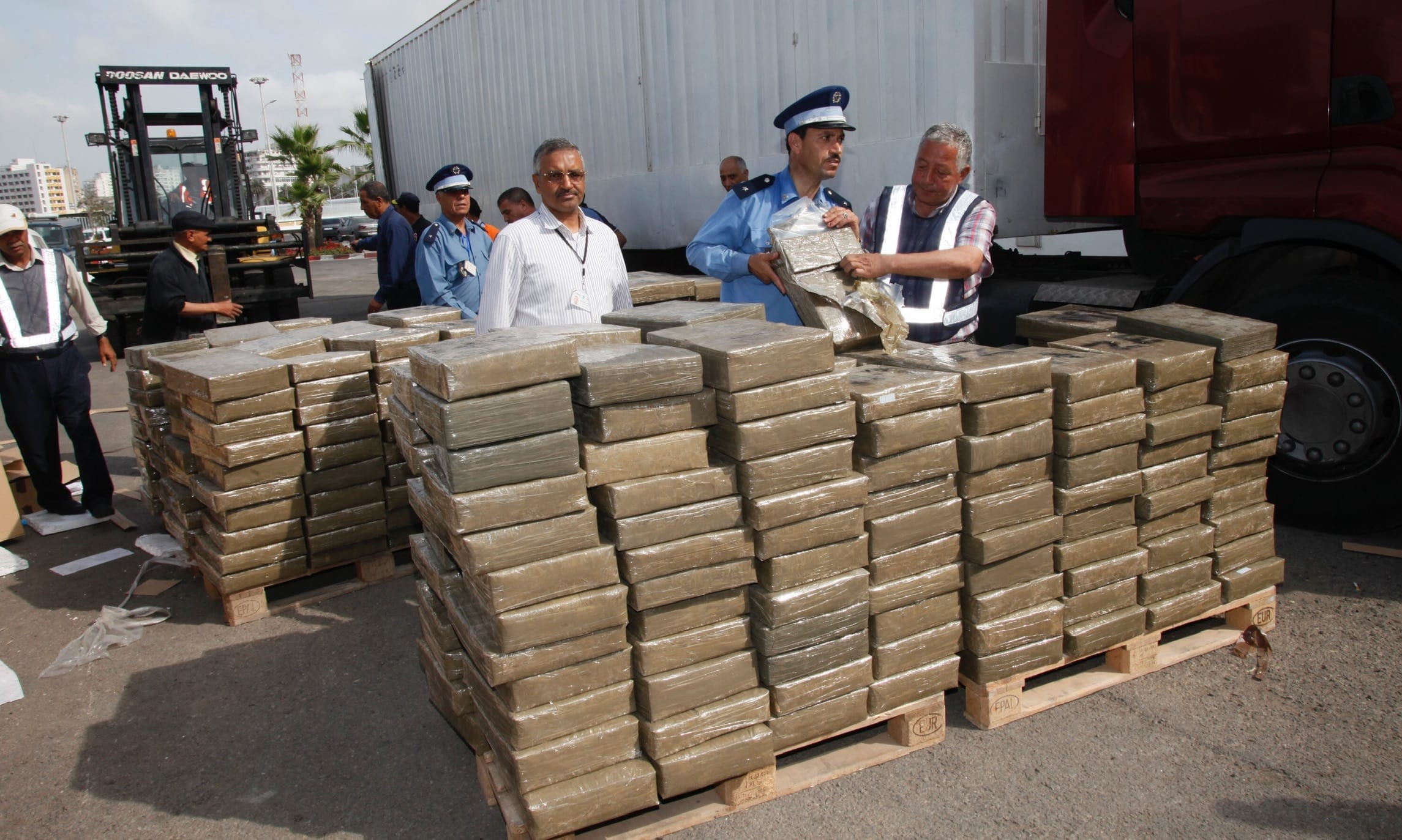 حدث قبل قليل في “الكركرات”. حجز خمسة أطنان من المخدرات