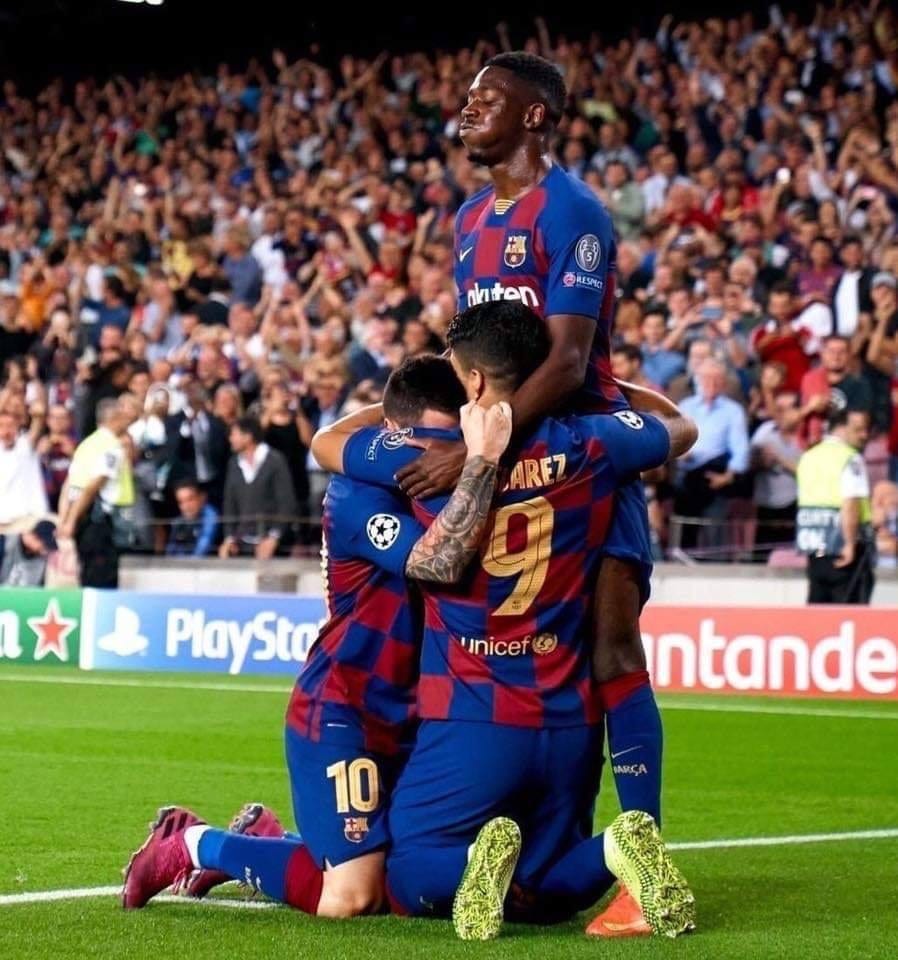 سواريز يقلب تأخّر برشلونة إلى فوز على إنتر ميلان في دوري الأبطال