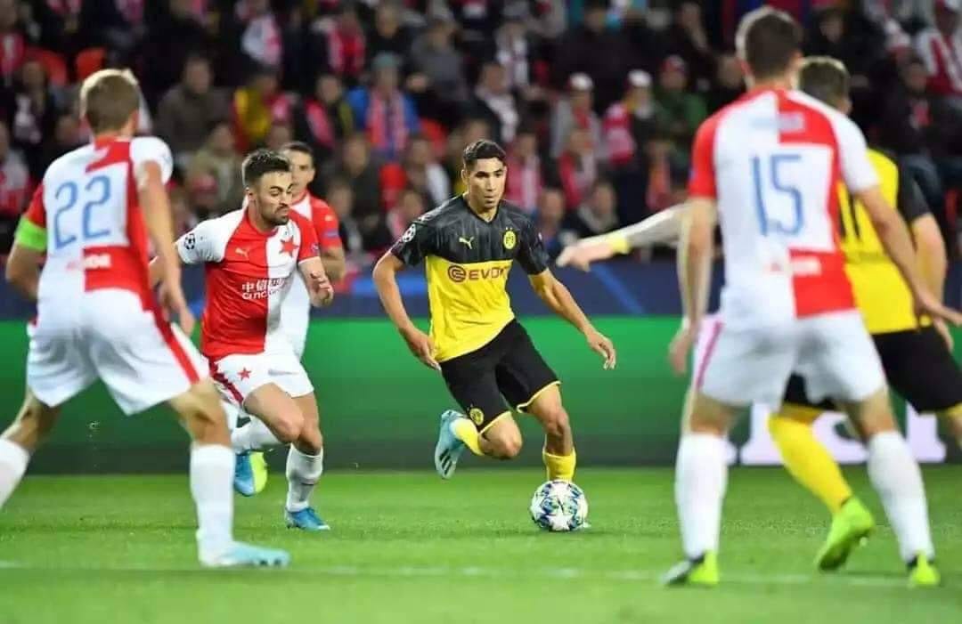 أشرف حكيمي يتألق في دوري الأبطال ويقود دورتموند إلى إسقاط سلافيا براغ