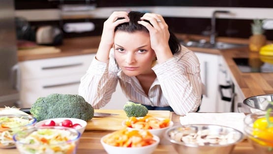 دراسة.. تكشف “السر” بين الطعام الصحي والاكتئاب