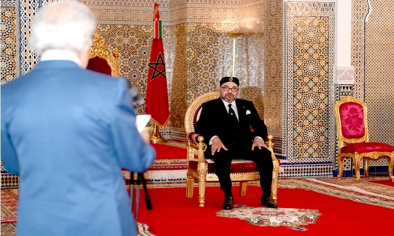 الملك محمد السادس يستقبل عبد اللطيف الجواهري والي بنك المغرب  