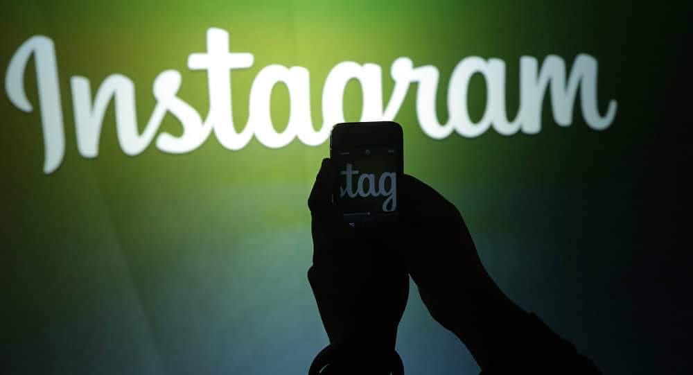 “إنستغرام” يعلن “الحرب” على النجمات الإباحيات عبر العالم