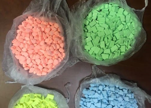 الدريوش. اعتقال شخص حمّل سيارته بأزيد من 50 ألف قرص “إكستازي”