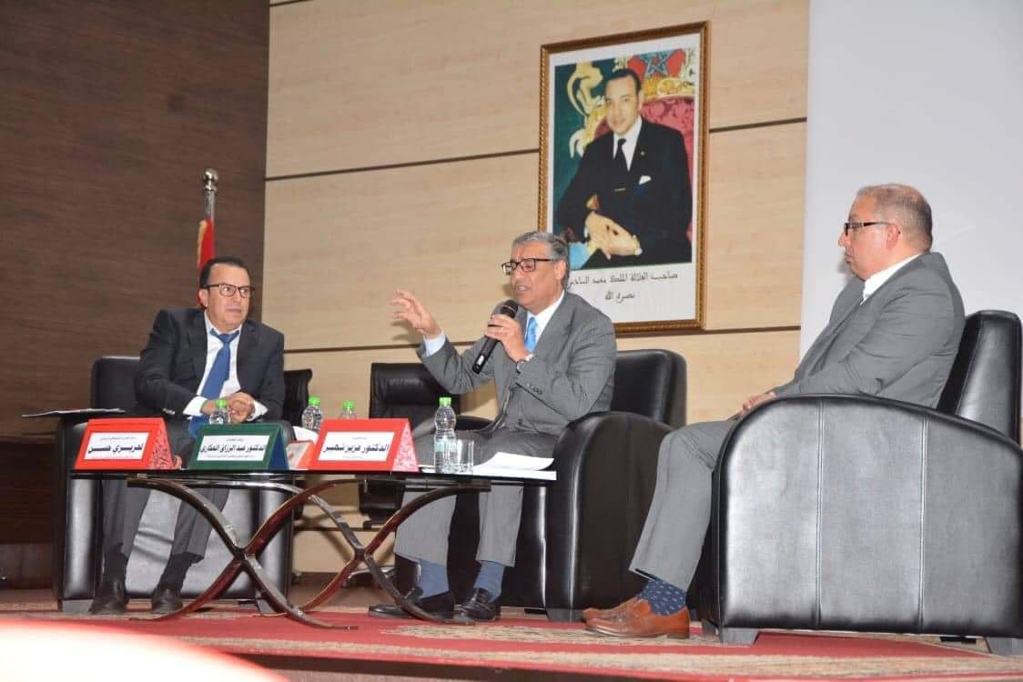 العكاري يوقع كتابه الجديد “الحكامة الترابية للرياضة بالمغرب الفاعلون والإكراهات ورهانات التنمية”