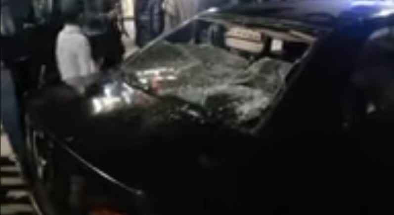 أزمور. تكسير وتخريب سيارات شخصية بسبب “الديربي العربي” (+صور)