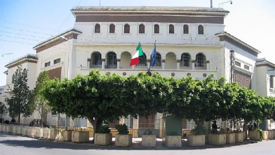 بعد اختفائه 6 سنوات.. لمُّ شملِ إيطالية بابنها في قنصلية بلادها بالدار البيضاء