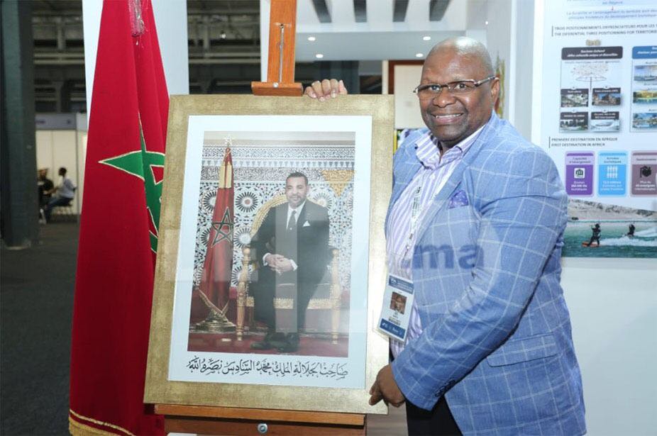 كلمتنا. يوم “احتفل” الوزير الجنوب إفريقي بصورة الملك وفقدَ ماغاشولي صوابه