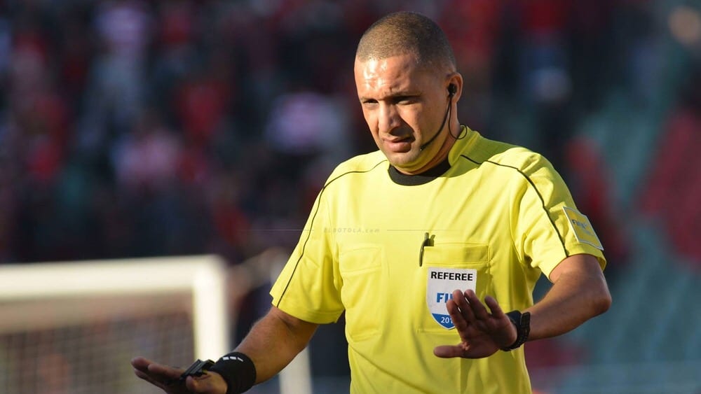 للمرة الثامنة. الجامعة تعيّن جيد حكما لمباراة “الديربي البيضاوي”