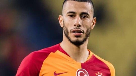 تدهور العلاقة بين بلهندة والجماهير يدفعه إلى مغادرة “غلطة سراي”