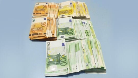 إحباط عملية تهريب 54 ألف أورو عبر ميناء طنجة المتوسط