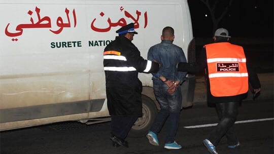 تاوريرت. الرصاص لإيقاف مشتبه به مسلح بـ”سيفين”