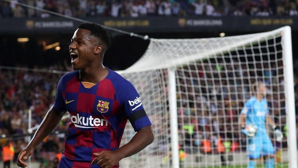 حتى 2022.. فاتي يجدّد عقده مع برشلونة (صورة)