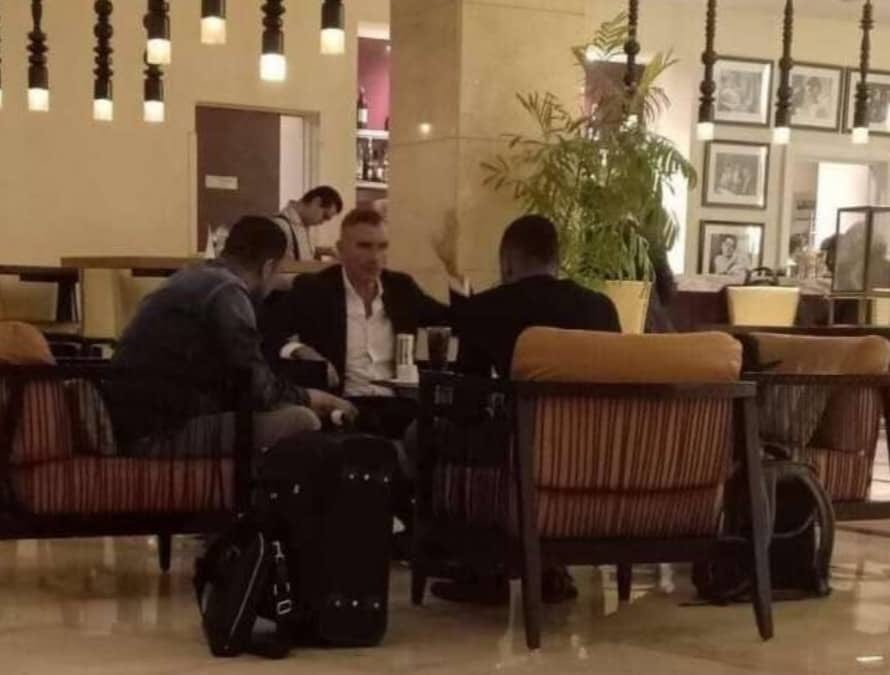 كارتيرون يطير إلى مصر لتوقيع عقد تدريب الزمالك