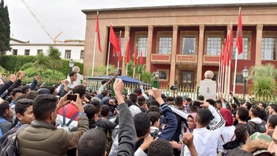 تقرير: المغاربة يثقون في النقابات أكثر من ثقتهم في البرلمان والأحزاب