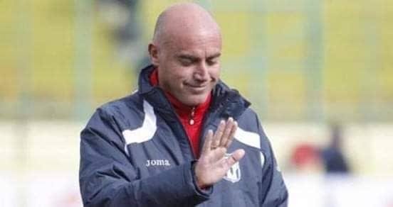 غاموندي يهدد باللجوء إلى الاتحاد الدولي في مواجهة الحسنية