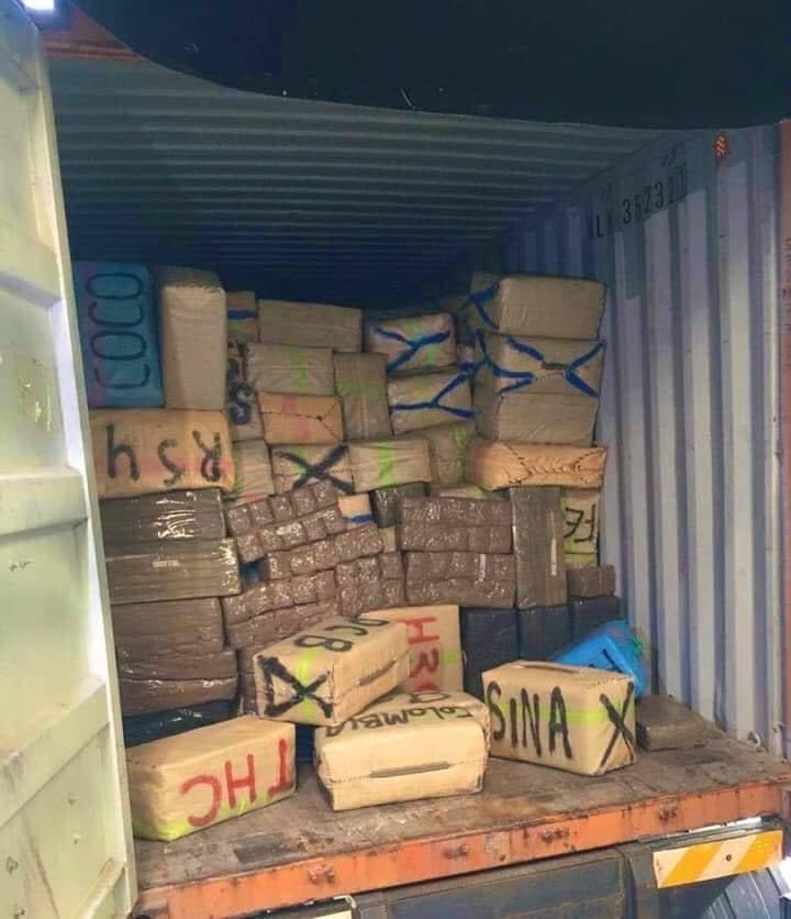 طنجة. الديوانة والبوليس يحجزان 16 طنا من الحشيش