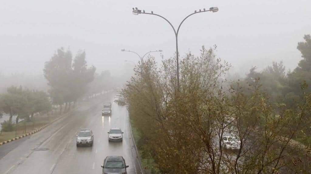 أجواء باردة وضباب كثيف في توقعات طقس الأحد